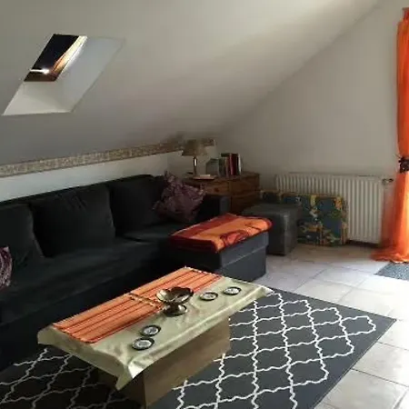 Meuer * Хёр-Гренцхаузен